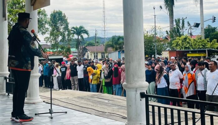 Pemda Halmahera Selatan Tunjukkan Komitmen Penanganan Bencana Melalui Apel di Lokasi Banjir
