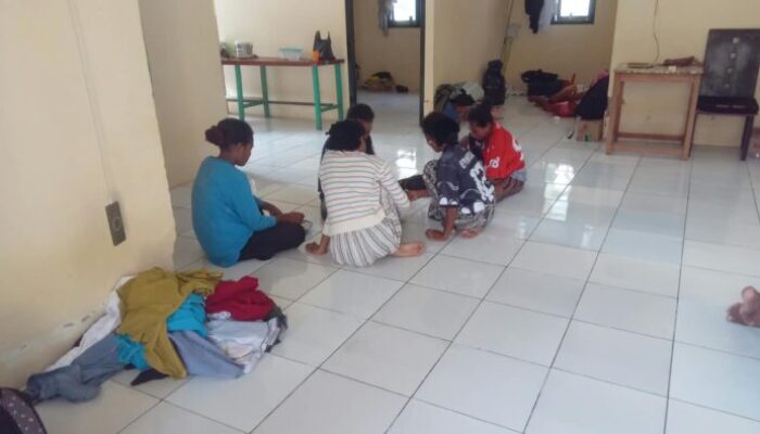 Ditinggal Pulang? Siswa SMAN 7 Halteng Terlantar di Mess Patani
